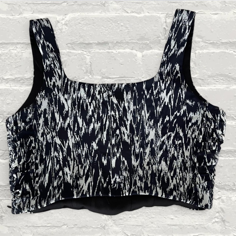 House of Harlow 1960 Lined Black & White Cropped Tank Top - Picture 3 of 5
